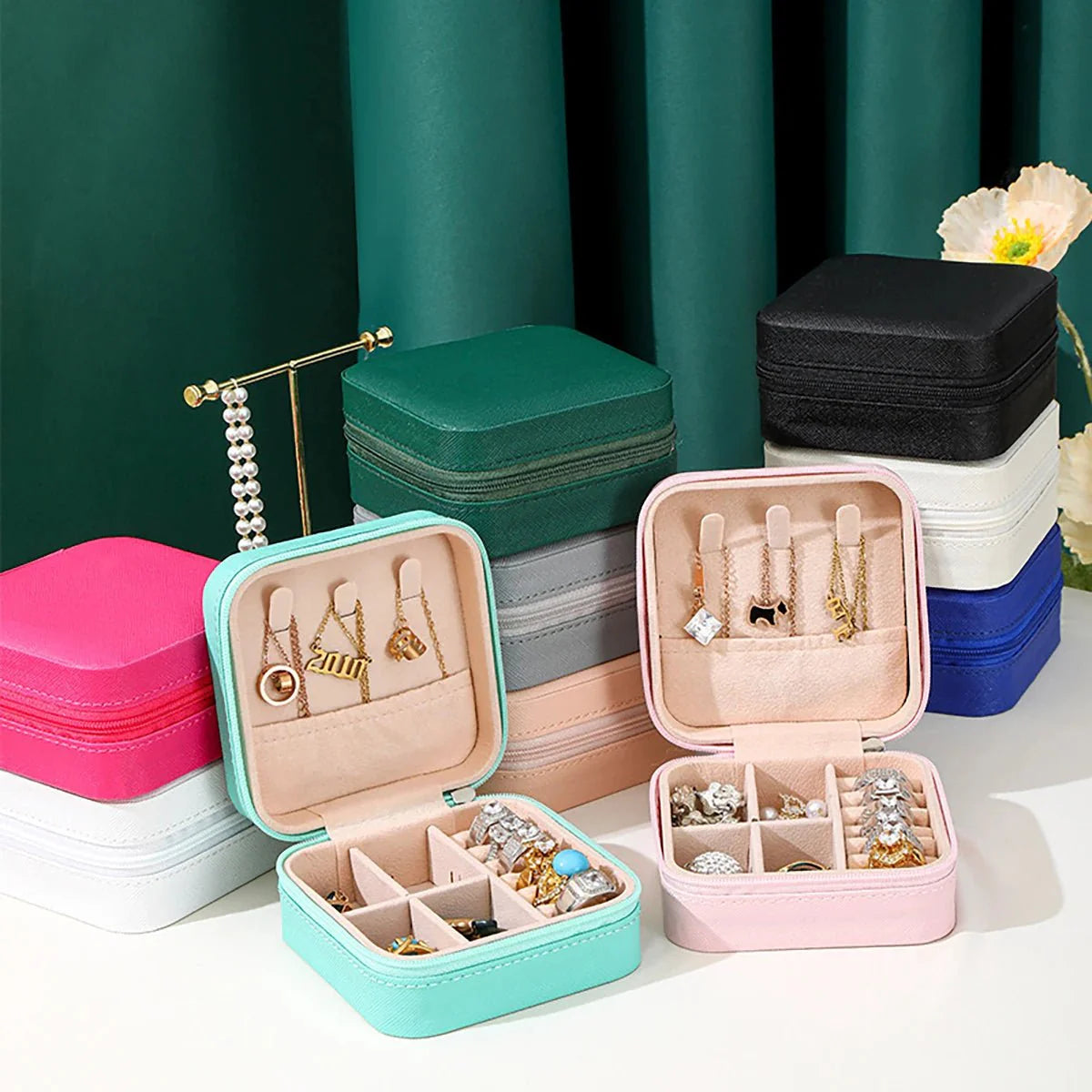 Luxe Velvet Jewelry Case ✨