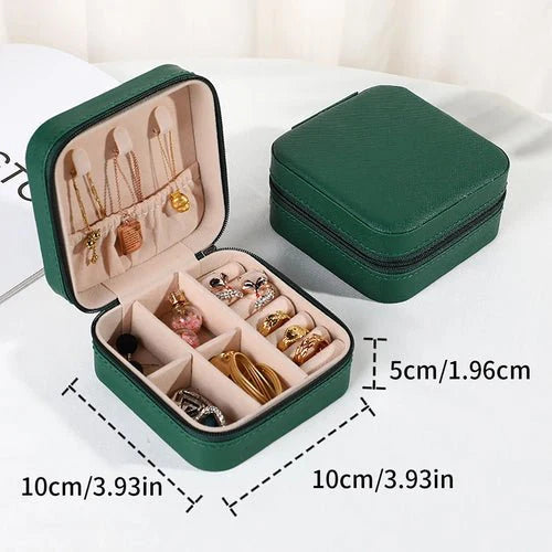Luxe Velvet Jewelry Case ✨