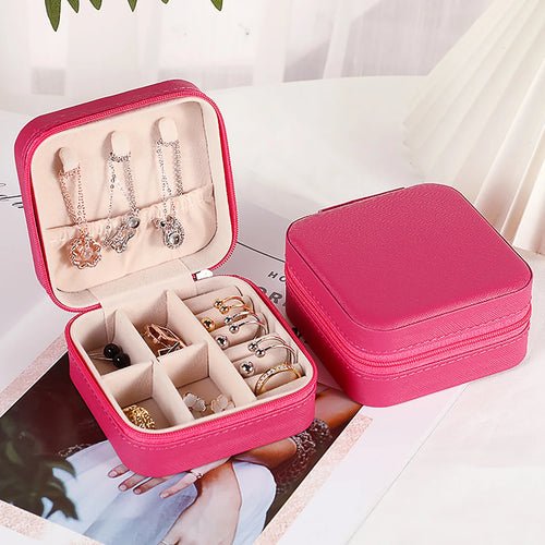 Luxe Velvet Jewelry Case ✨